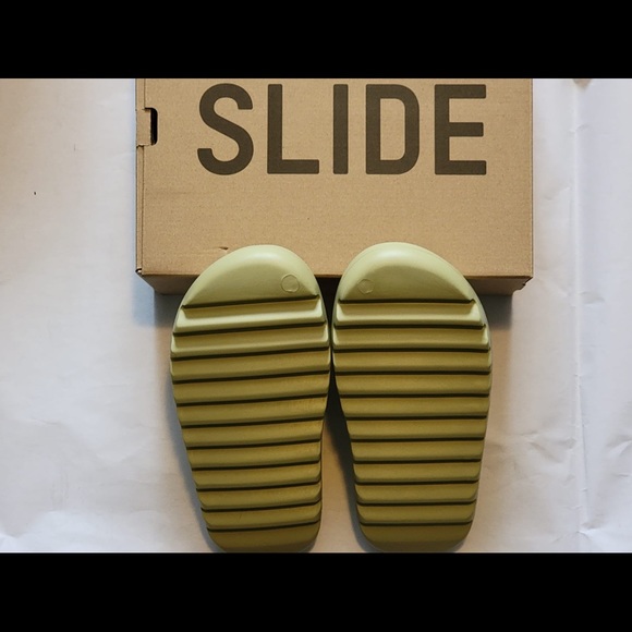 ❌SOLD❌ - Yeezy Slides Resin - Picture 4 of 5